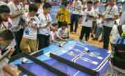 梅州市首届青少年机器人大赛举行
